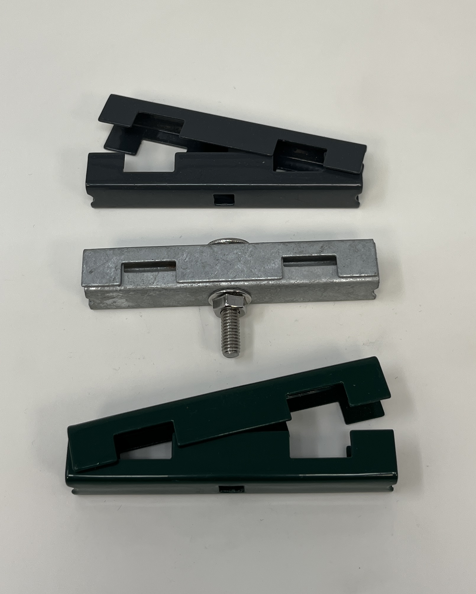 Artikelhauptbild Doppelstabmattenverbinder anthrazit (1 Paar=2 U-Teile + Schraube)