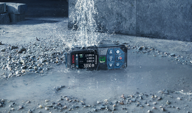 Lasermessgerät im Wasser. Key Visual