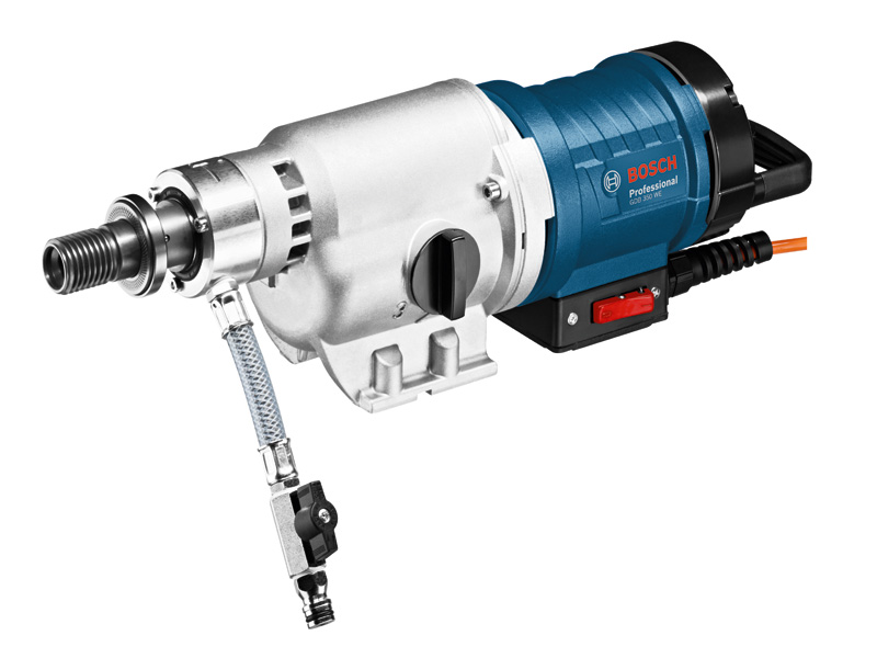 Bosch GDB 350 WE Diamantbohrmaschine mit 3200W Aufnahme. Produktbild dynamisch