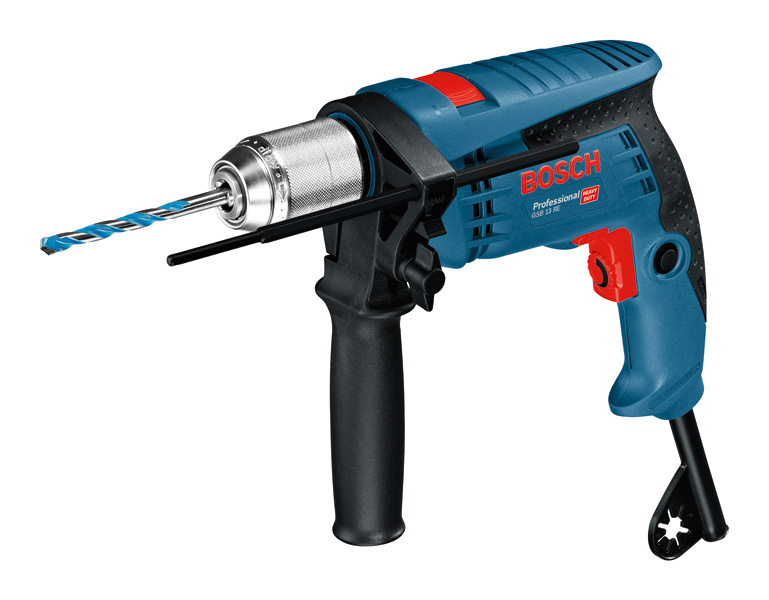 Bosch GSB 13 RE Schlagbohrmaschine mit 600W Motor. Produktbild dynamisch